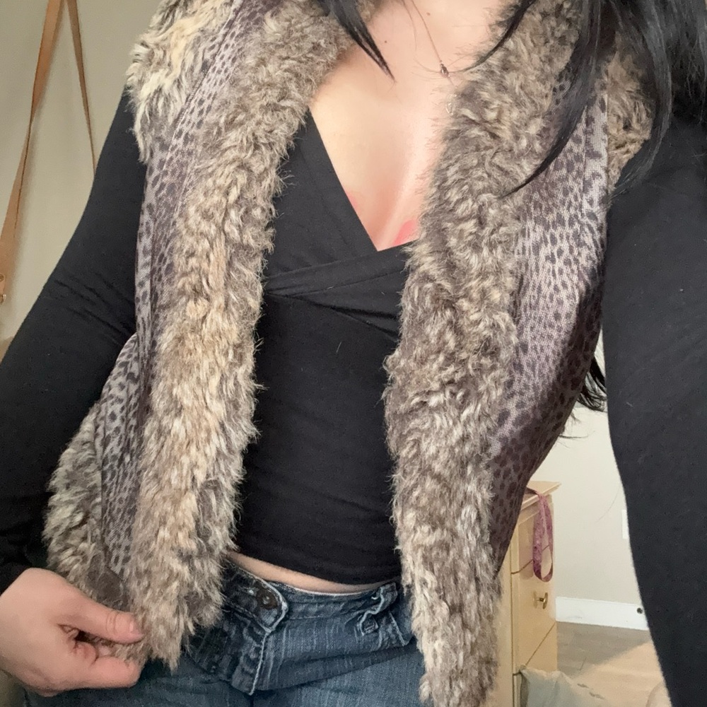 Faux Fur Leopard Print Vest